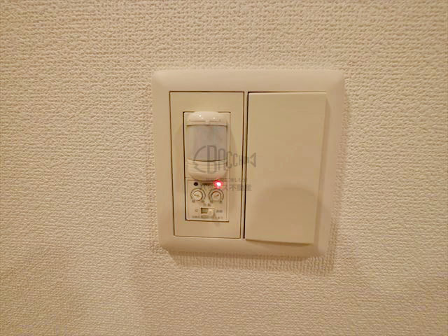 エイペックス四天王寺I 1K 27.65㎡のセンサーライト