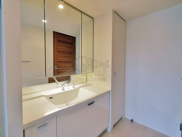 グランドメゾン京町堀タワー 2LDK 65.74㎡