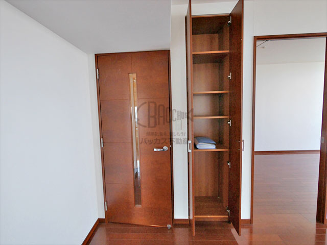 リーガルタワー大阪 2LDK 64.76㎡