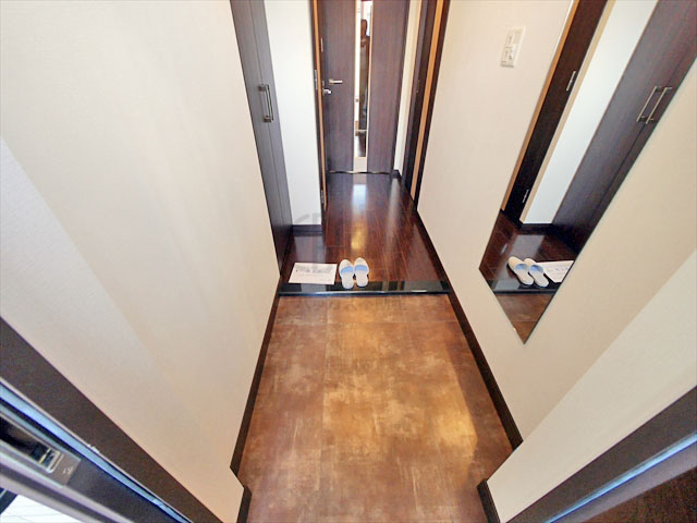 S-RESIDENCE淀屋橋 Atype 1LDK 41.70㎡の玄関