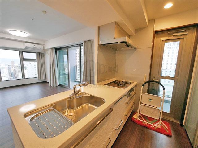 ピアッツアタワー上本町 3LDK 74.59㎡