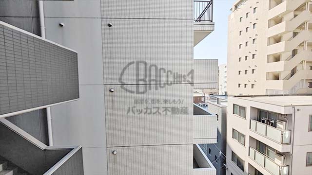 アーデン京町堀ウエストの洋室の窓からの眺望
