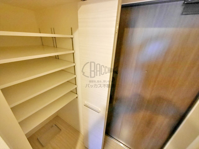 コンフォリア京町堀 1R 28.06㎡