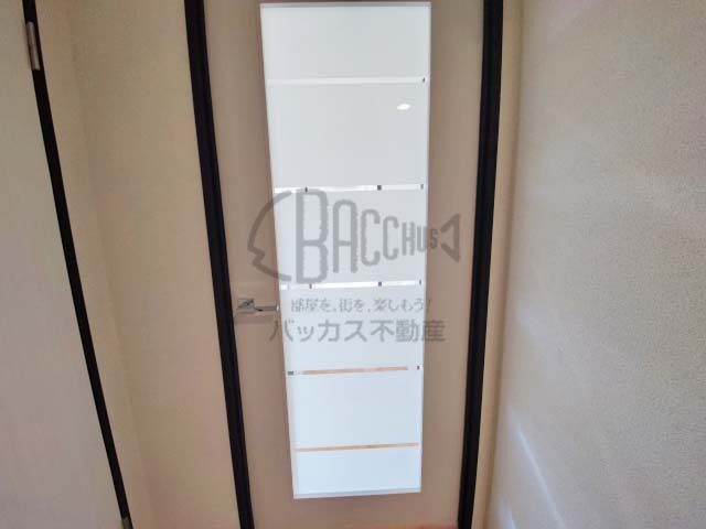 プレサンスNEO中之島公園 Atype 1DK 32.43㎡の廊下の扉