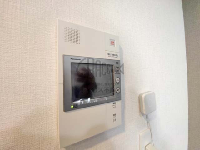 アーバネックス梅田中崎町 Ctype 1LDK+WIC 40.37㎡の録画機能付き大型モニター付きインターホン