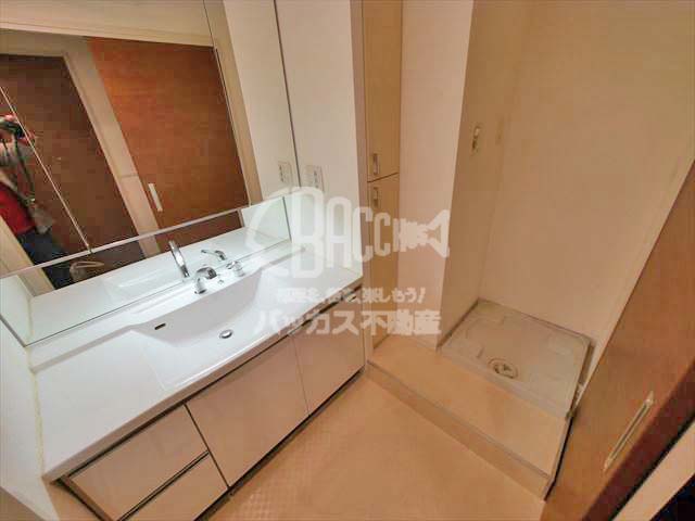 ロイヤルパークス桃坂 Htype 1LDK 59.64㎡