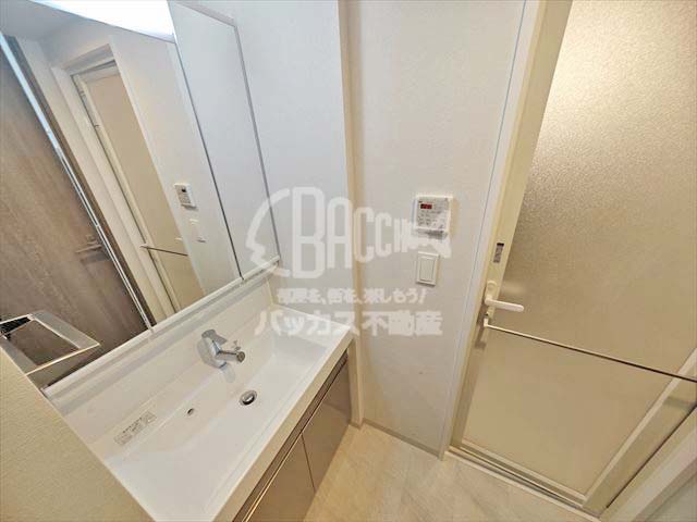 クレストコート靭公園ザ・クラス D2type 1LDK+WIC 34.16㎡